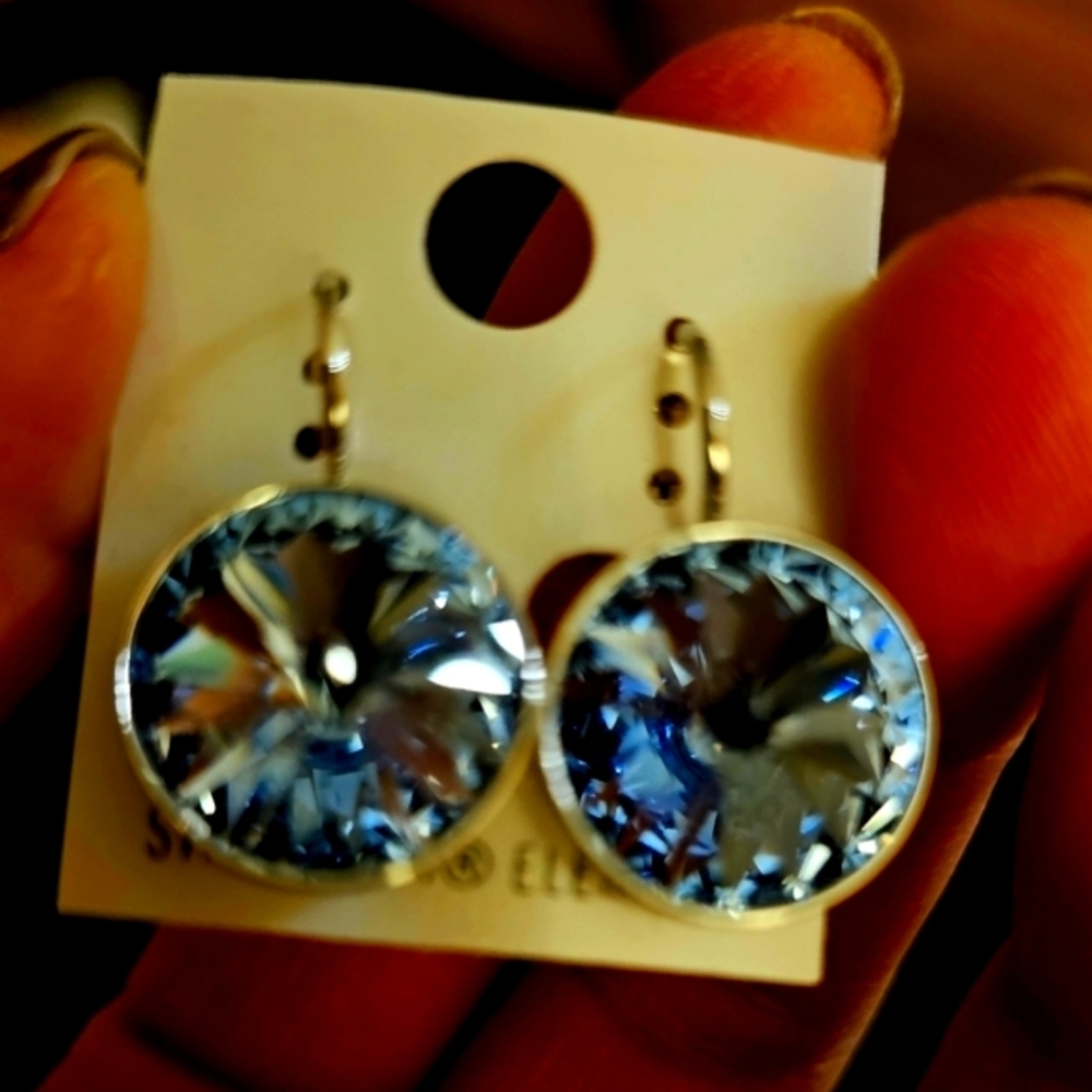 New! Swarovski Element Earrings. Aqua Blue. Work. Weddings. Minimalistleverback